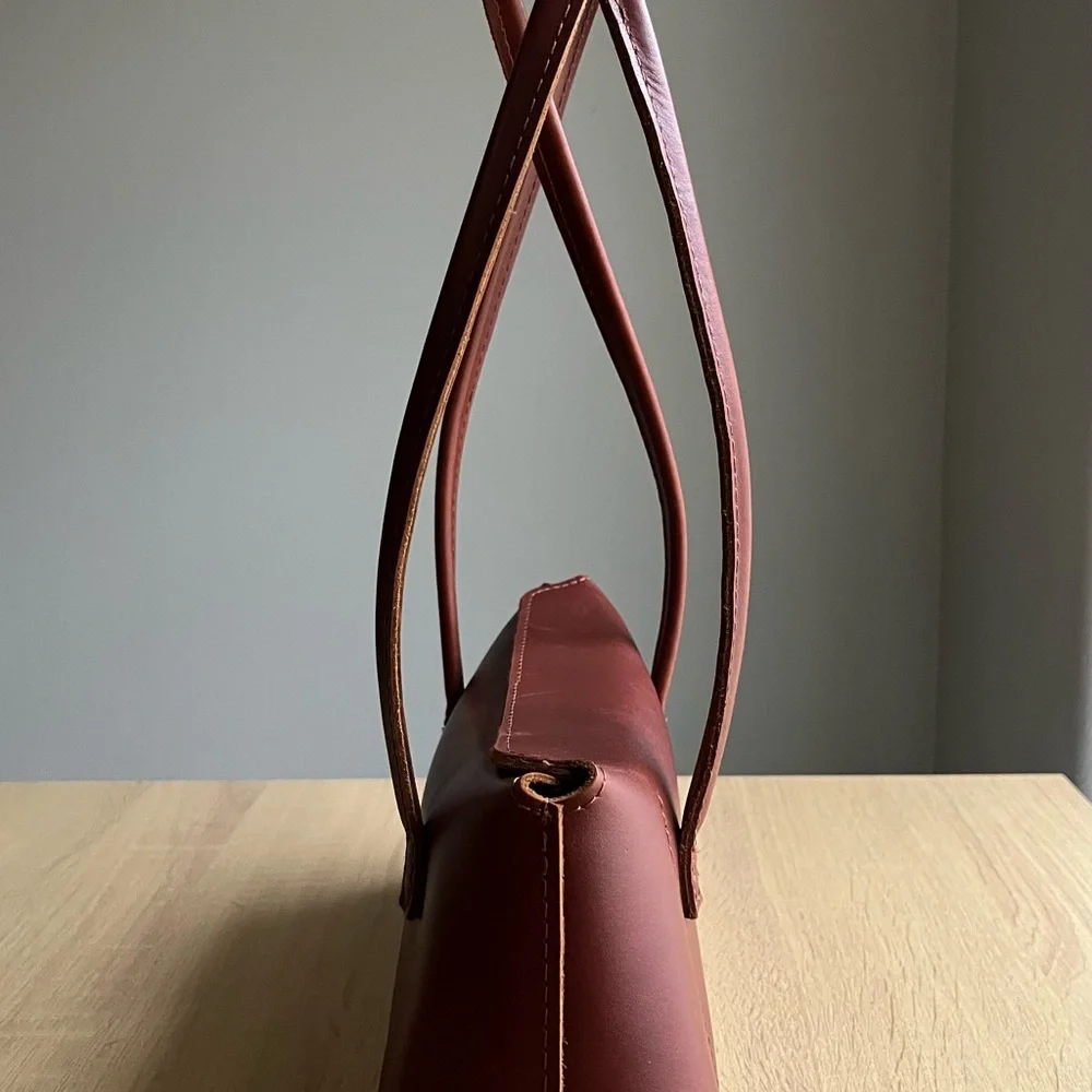 Portland Leather Amelie Chestnut Shoulder Bag - Picture 5 of 8
